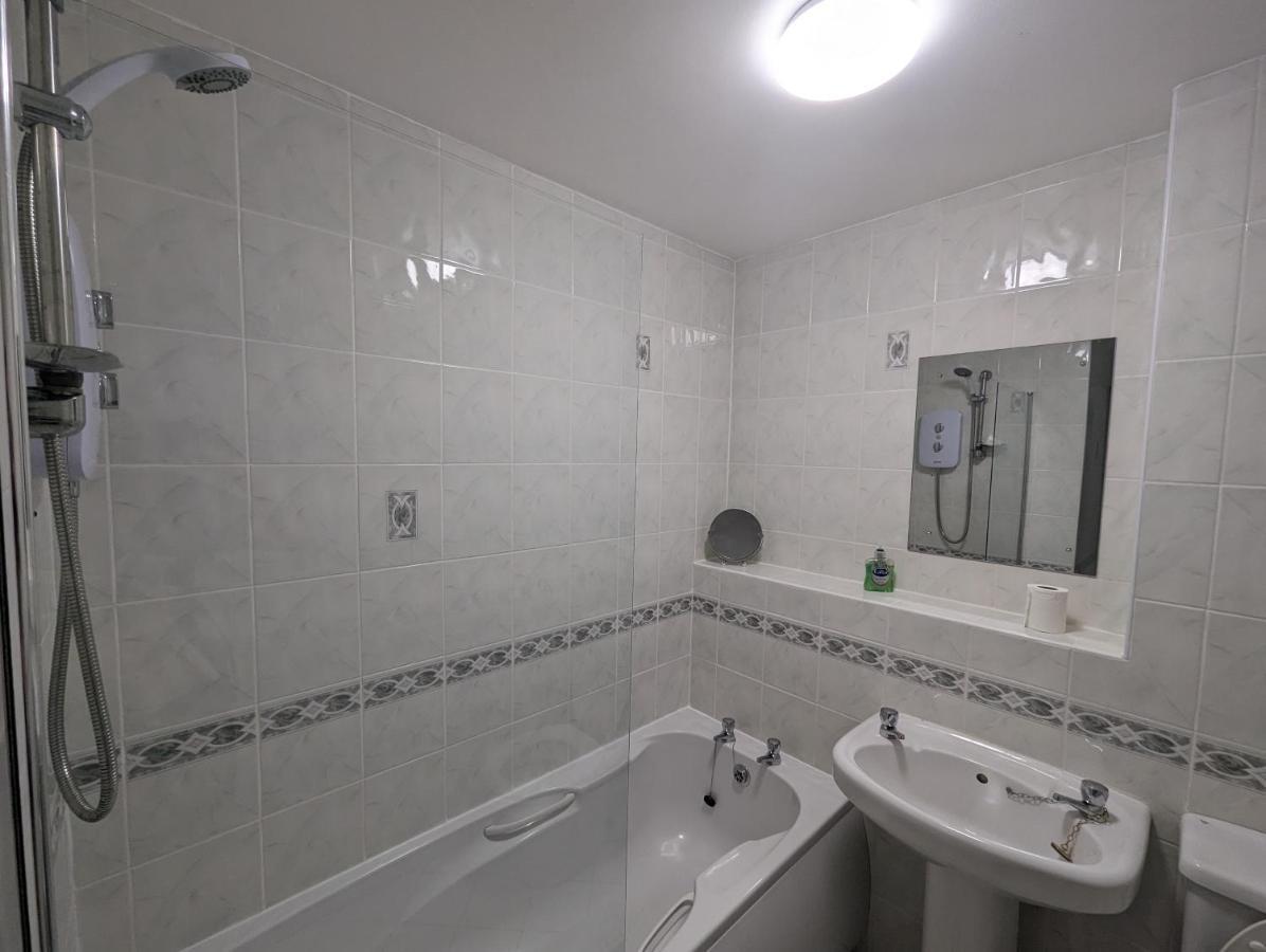 Great Location, Large 1 Bed Flat With Parking Apartment Broughty Ferry Exterior photo